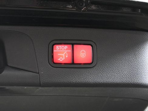 Certified 2022 Mercedes-Benz GLC 300 4MATIC image 36