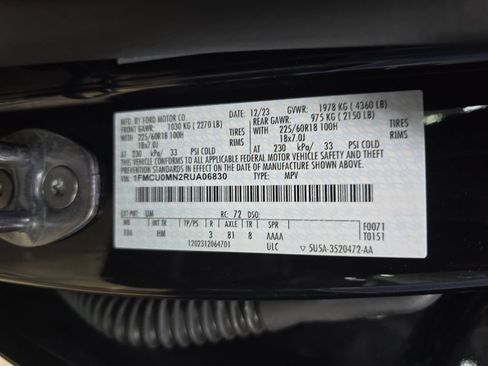 Used 2024 Ford Escape ST-Line FWD image 35