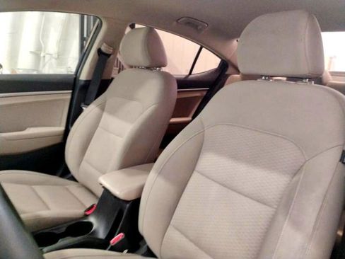 Used 2020 Hyundai Elantra SE w/ Cargo Package (C1) image 17