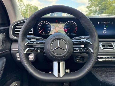 Used 2026 Mercedes-Benz GLS 450 4MATIC image 23