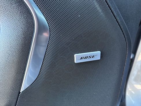 Used 2022 Chevrolet Tahoe Z71 w/ Luxury Package image 18