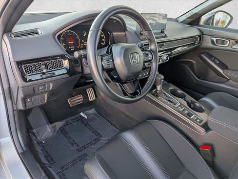 Used 2025 Honda Civic Sport image 10