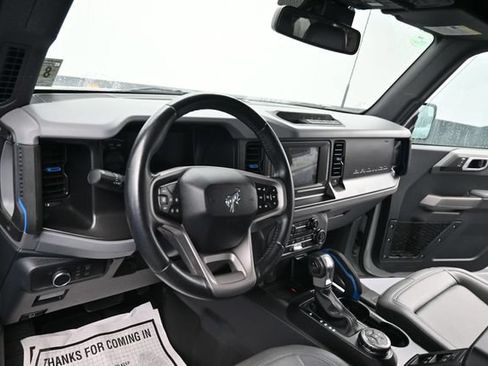 Used 2022 Ford Bronco Black Diamond AWD/4WD image 13