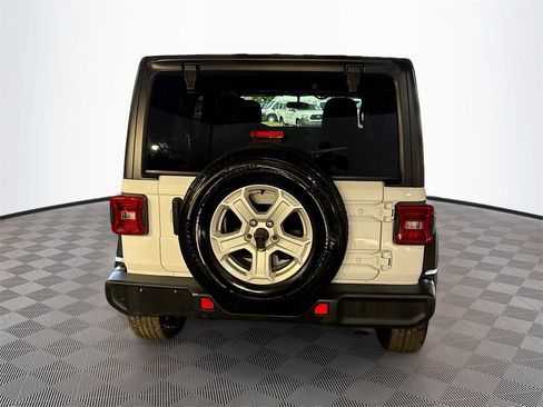 Used 2021 Jeep Wrangler Unlimited Sport image 7