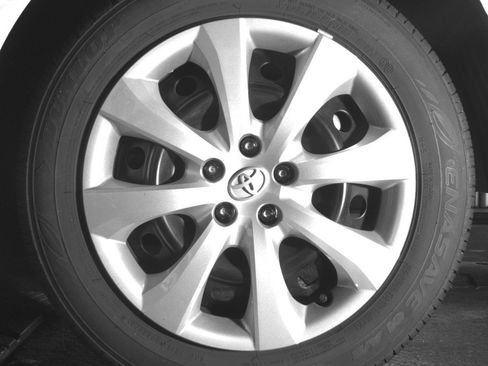 Used 2025 Toyota Corolla LE FWD image 14