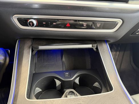 Used 2024 BMW X5 xDrive40i w/ M Sport Package image 28