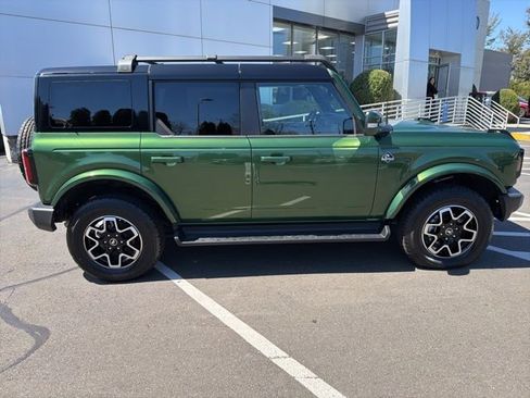 Used 2025 Ford Bronco Outer Banks AWD/4WD image 8