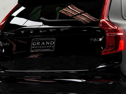 Used 2021 Volvo XC90 T6 R-Design w/ Advanced Package image 13