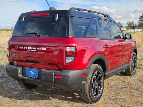 New 2025 Ford Bronco Sport Outer Banks image 5