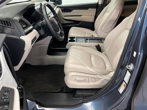 Used 2025 Honda Odyssey EX-L image 18