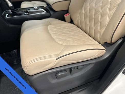 Used 2023 Nissan Armada Platinum w/ Captain's Chairs Package AWD/4WD image 17
