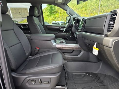 New 2025 Chevrolet Silverado 2500 LTZ w/ Trail Boss Package AWD/4WD image 32