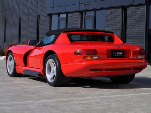 Used 1994 Dodge Viper RT/10 image 5