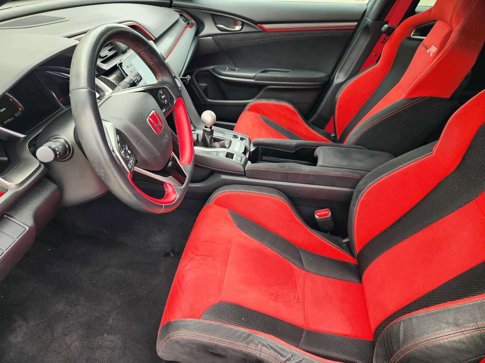 Used 2019 Honda Civic Type R image 12
