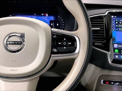 Certified 2024 Volvo XC90 B6 Ultimate w/ Protection Package Premier AWD/4WD image 22