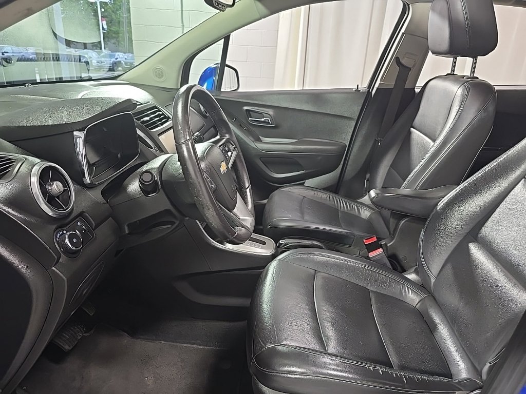 Used 2015 Chevrolet Trax LTZ w/ LPO, Protection Package AWD/4WD image 17