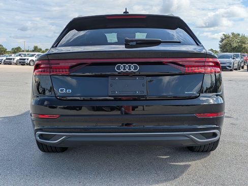 Used 2023 Audi Q8 Prestige AWD/4WD image 6