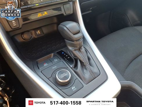 Used 2025 Toyota RAV4 LE AWD/4WD image 22
