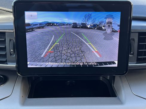 Used 2023 Ford Explorer XLT w/ Equipment Group 202A image 30