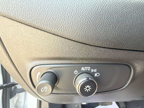 Certified 2024 Chevrolet Equinox LT w/ LPO, Floor Liner Package FWD image 17