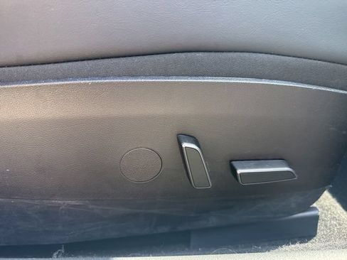 Used 2023 Tesla Model 3 Standard Range RWD image 23