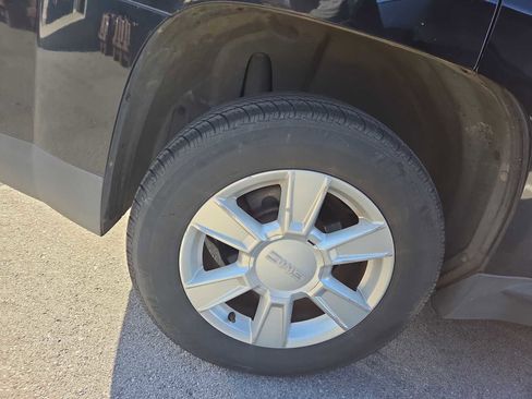 Used 2011 GMC Terrain SLE w/ Convenience Package image 3