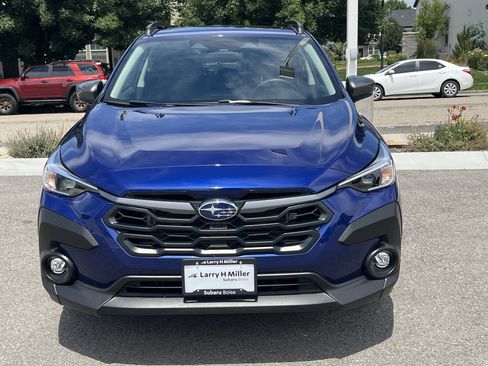 Used 2025 Subaru Crosstrek 2.5i Premium AWD/4WD image 9