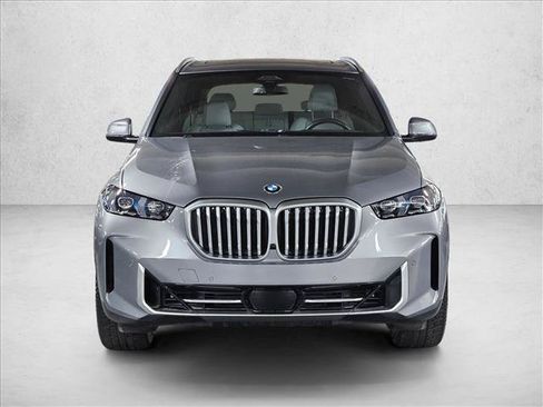 Used 2025 BMW X5 sDrive40i w/ Premium Package RWD image 2
