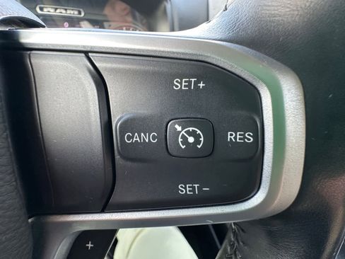 Used 2020 RAM 1500 Big Horn AWD/4WD image 24