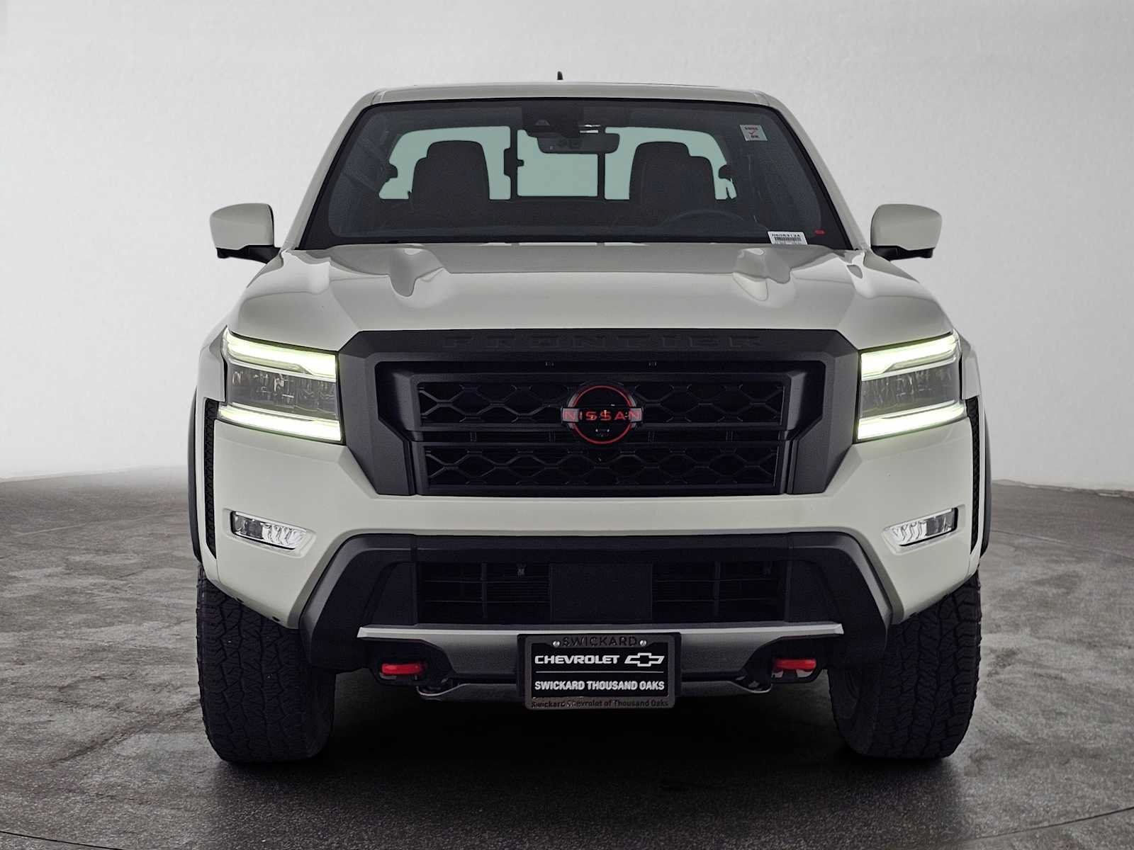 Used 2024 Nissan Frontier PRO-4X w/ Pro Premium Package AWD/4WD image 8