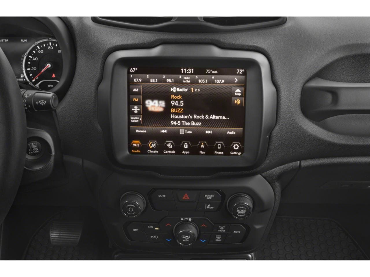 Used 2023 Jeep Renegade Latitude AWD/4WD image 5