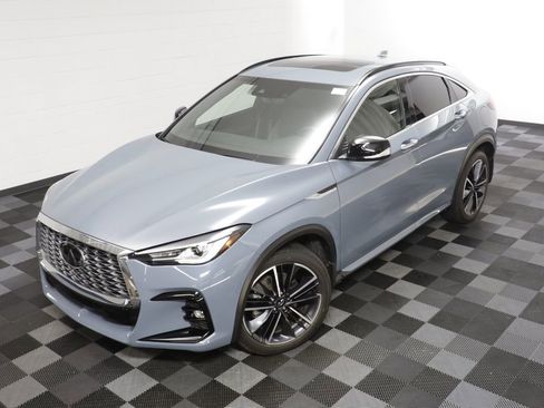 Used 2023 INFINITI QX55 Luxe w/ Cargo Package image 2