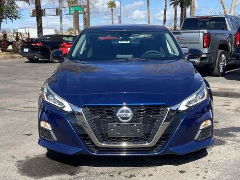 Used 2020 Nissan Altima 2.5 SR image 3