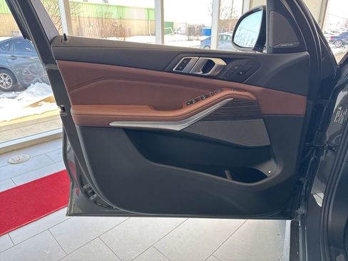 New 2026 BMW X5 xDrive50e image 39