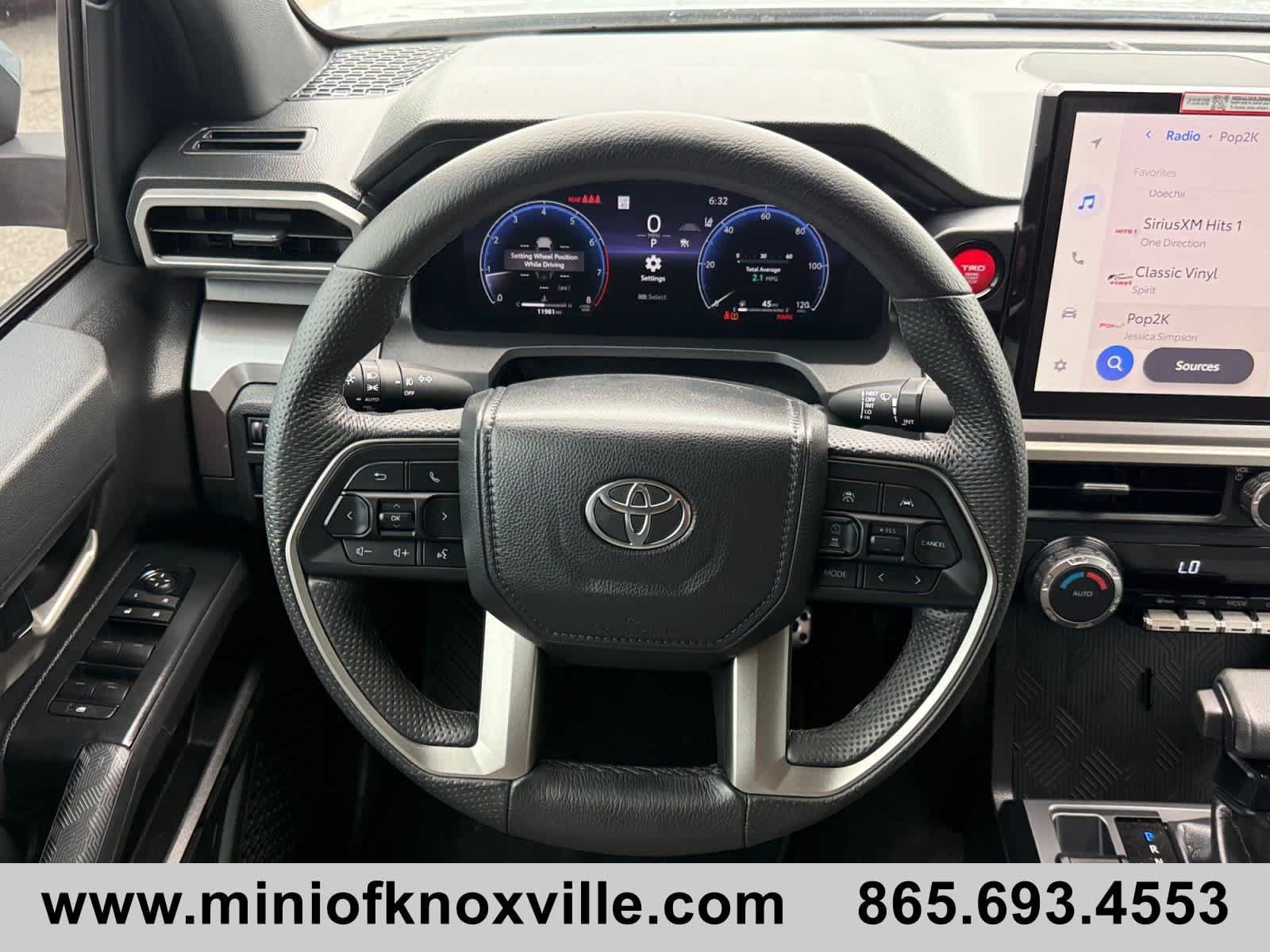 Used 2024 Toyota Tacoma TRD Sport AWD/4WD image 21