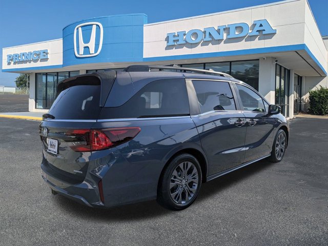 New 2027 Honda Odyssey Touring image 6
