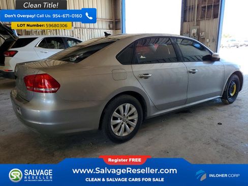 Used 2014 Volkswagen Passat 1.8T S FWD image 4