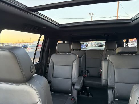 Used 2021 Chevrolet Suburban Z71 w/ Z71 Signature Package image 29