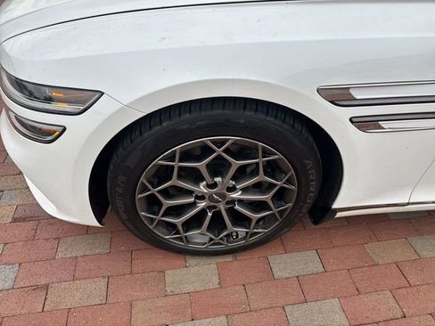 Used 2022 Genesis G80 2.5T w/ Advanced Package image 2