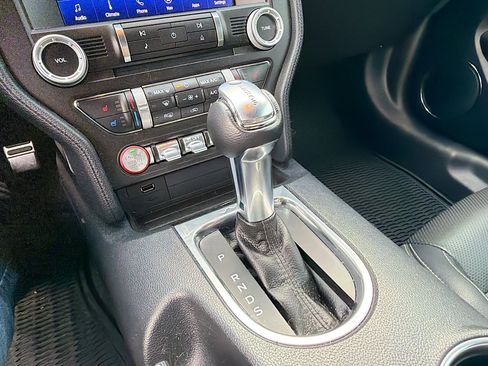 Used 2020 Ford Mustang GT Premium image 27