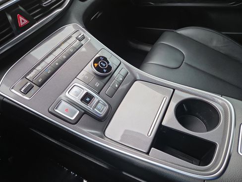 Used 2022 Hyundai Santa Fe SEL w/ Convenience Package AWD/4WD image 24