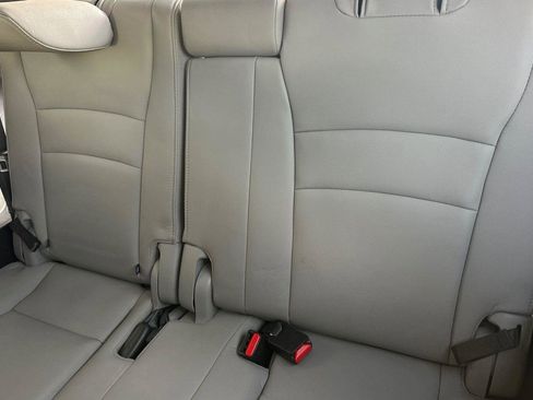 Certified 2022 Honda Pilot Special Edition image 14