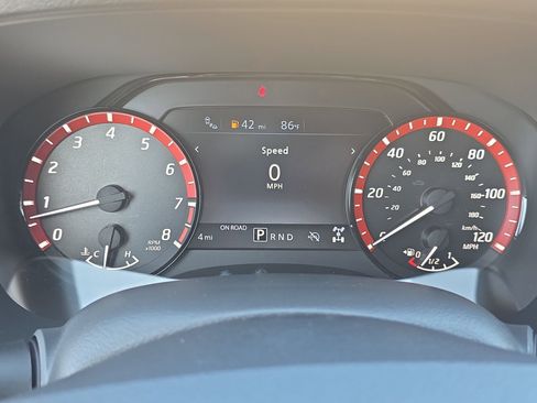 New 2026 Nissan Frontier PRO-4X w/ Tow Package AWD/4WD image 18