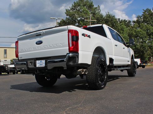 Used 2025 Ford F250 Lariat AWD/4WD image 15