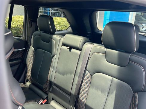 Used 2022 Jeep Grand Cherokee Summit AWD/4WD image 34