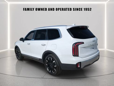 Used 2023 Kia Telluride SX Prestige AWD/4WD image 3