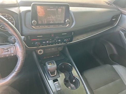 Used 2021 Nissan Rogue SL image 11