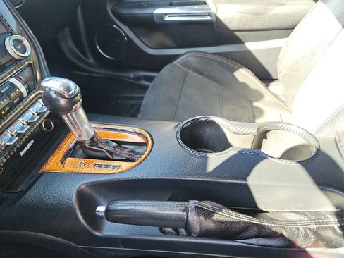 Used 2017 Ford Mustang GT Premium image 11