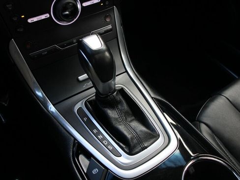 Used 2016 Ford Edge Titanium image 8