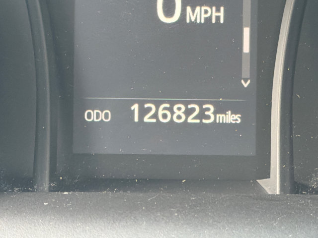Used 2018 Toyota Camry LE FWD image 27